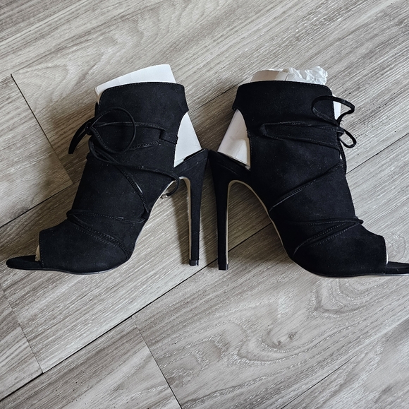 ASOS Estelle Tie Up Peep Toe Booties - Black Suede Sz: 7 - Picture 8 of 16